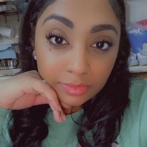 Meet your Posher, Camilla